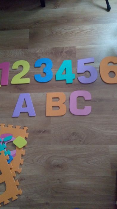 Covor joaca din spuma, multifunctional, 12 buc. x 36 cm x 36 cm-UTILIZ