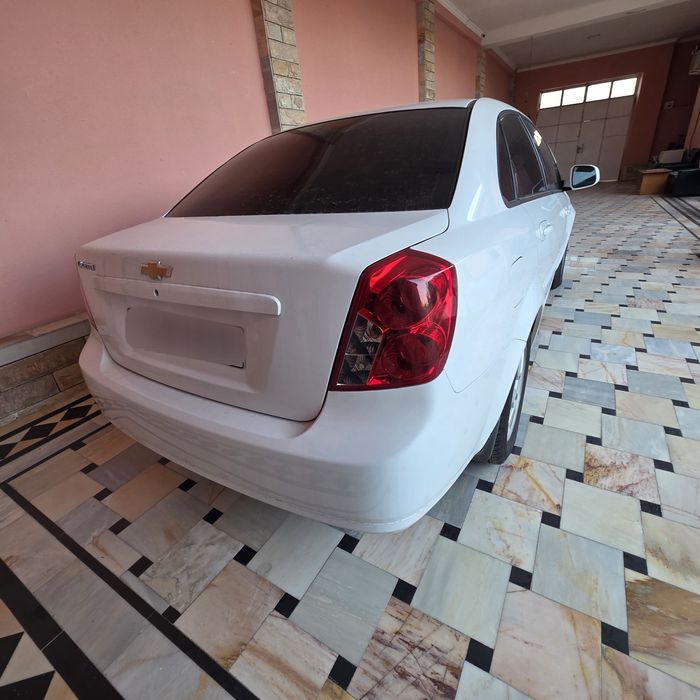 Jentra Gentra sotiladi srochni