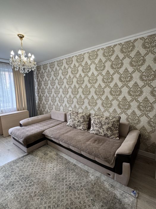 Срочно продам диван угловой пр-во Белоруссия