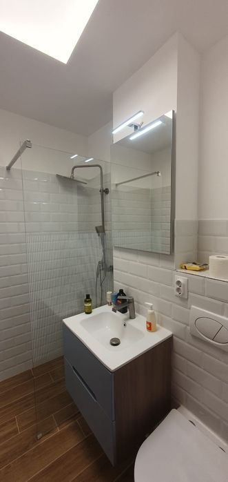 De închiriat Apartament 2 camere, 54 mp, complet renovat – Micro 3