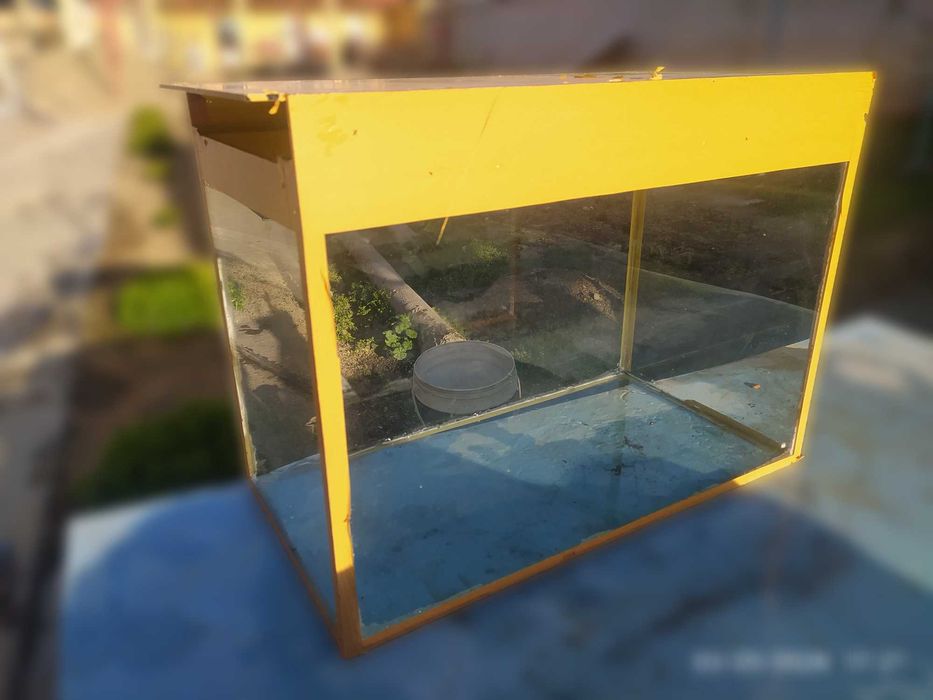 Продаётся аквариум 80 литров