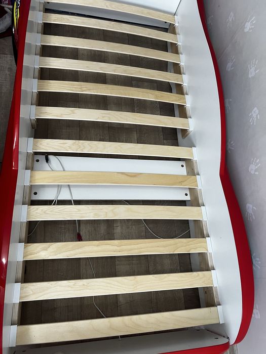 Продам кровать-машинку