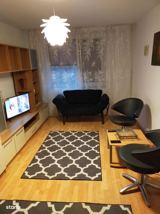 Apartament 3 camere, decomandat | Liber | metrou Eroii Revolutiei |
