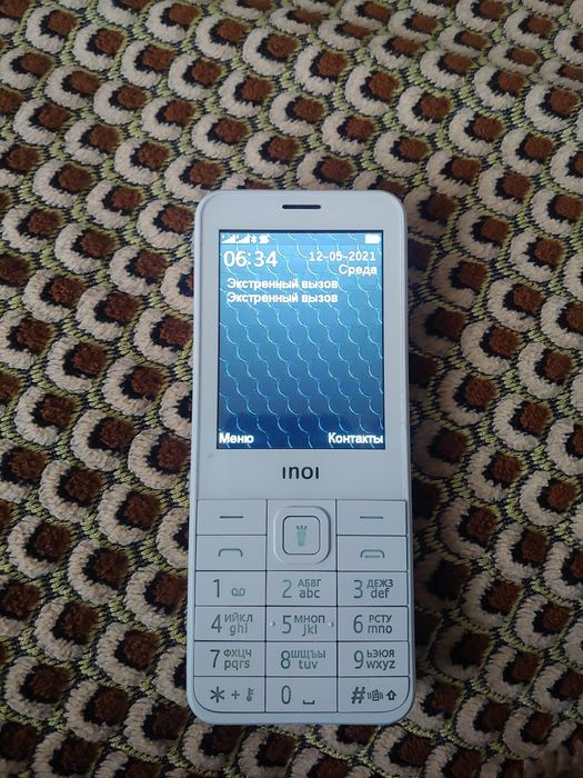 Продам телефон простой почти