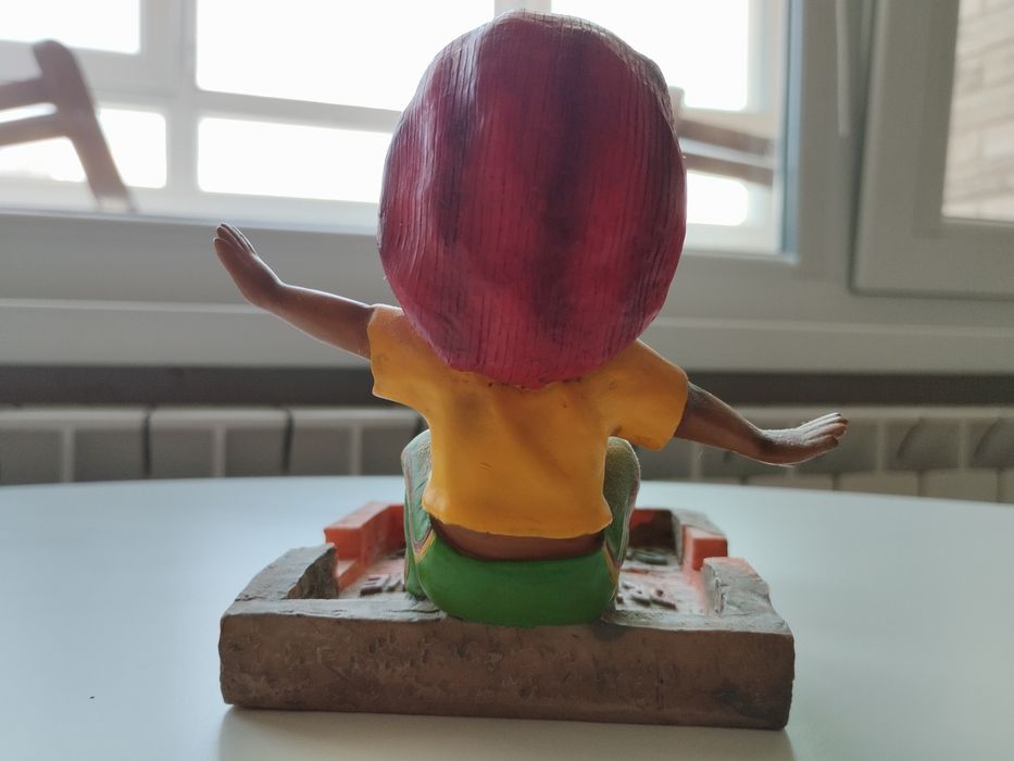 Продавам пепелник Боб Марли