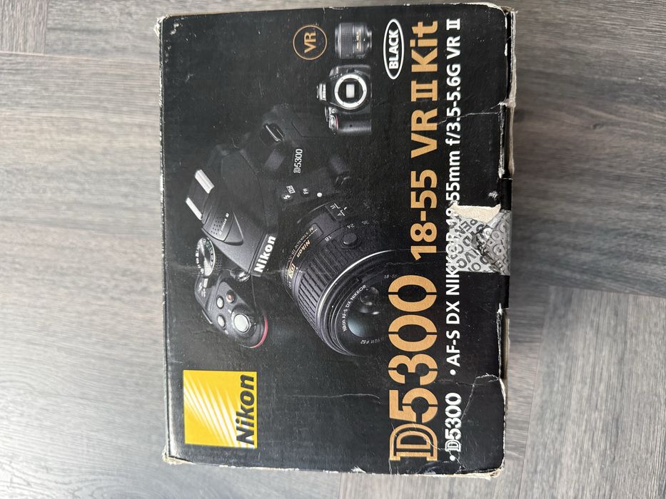 Nikon D5300 18-55 VR ll kit