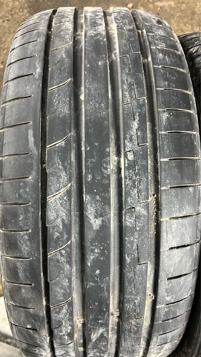Шины 235/45R18 (2шт)