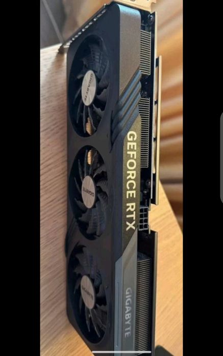 Gigabyte Nvidia GeForce RTX 4080 Aero OC