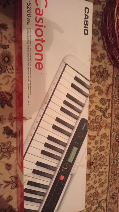 Синтезатор,пианино