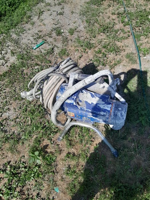 Pompă zugrăvit 220v