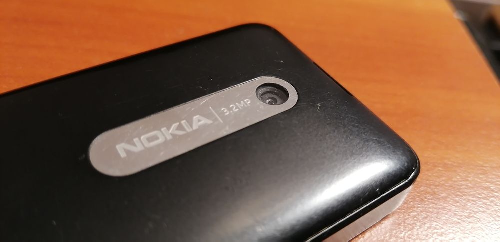 Telefon NOKIA 301