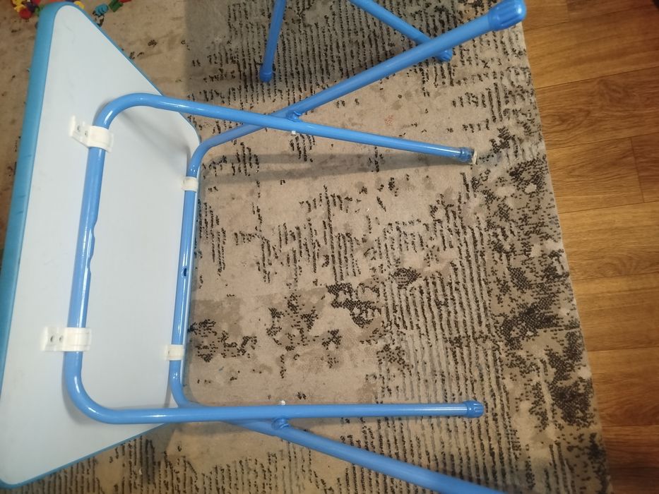 Детский столик для дошколят