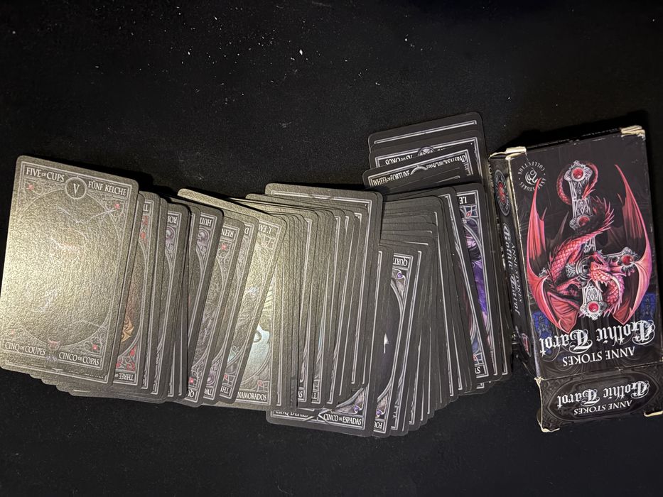 Carti tarot nefolosite