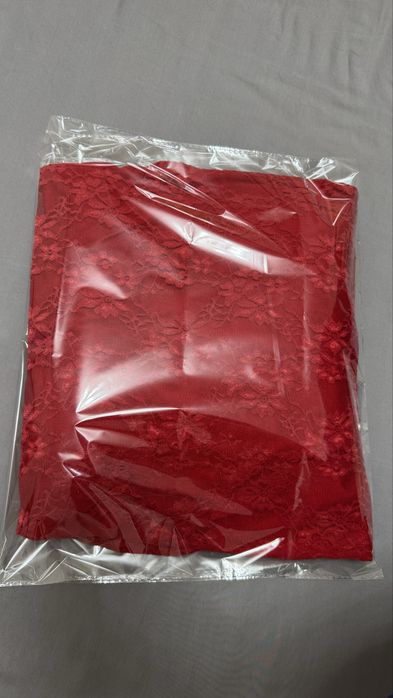 Вечернее красное платье