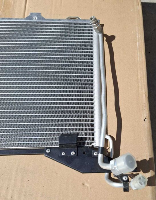 Продам радиатор кондиционера на МЕРСЕДЕС E-CLASS
