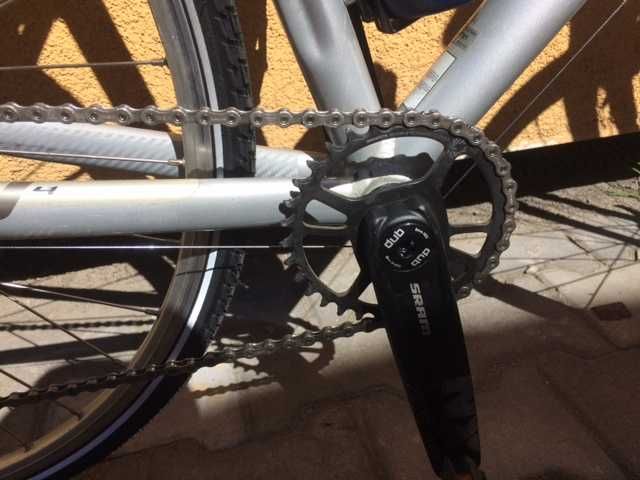 bicicleta treking GIANT Defy 4