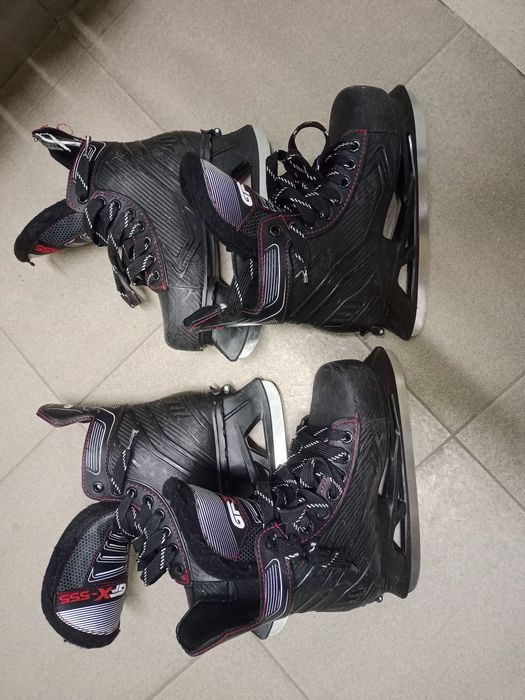 Коньки хоккейные