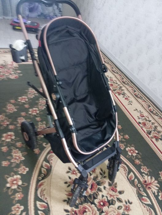 Продам коляску  Belicoo