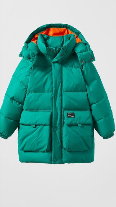 Продавам чисто ново пухено яке пълнеж 277 гр. на фирмата Зара