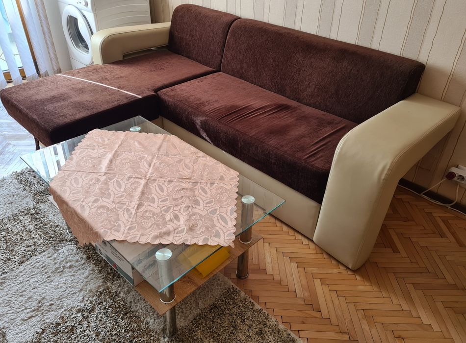 Colțar sufragerie.