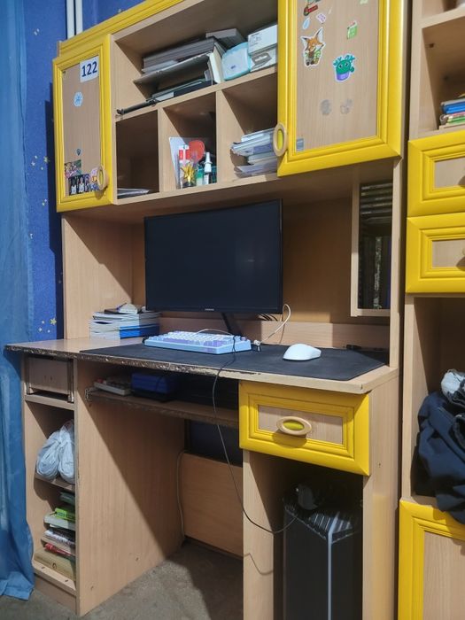 Отдам стенку даром, самовывоз, без вещей