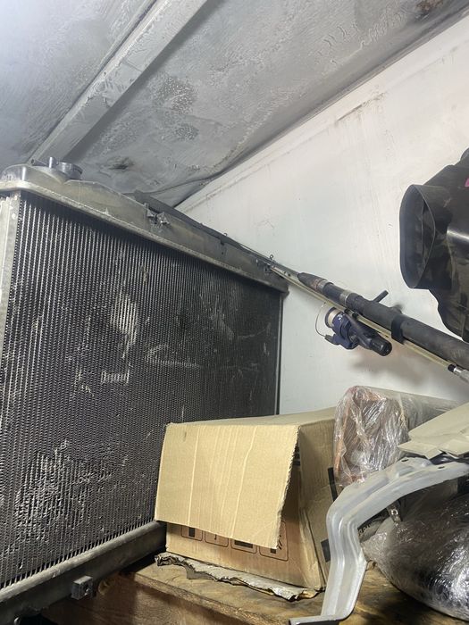 Радиатор на Lexus Rx 300