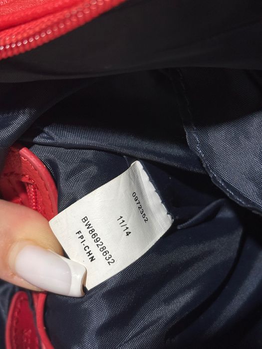 Оригинална дамска чанта Tommy Hilfiger – отлично състояние