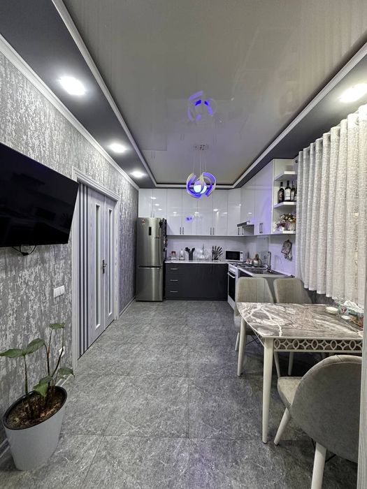 Продается участок на Янгибазаре