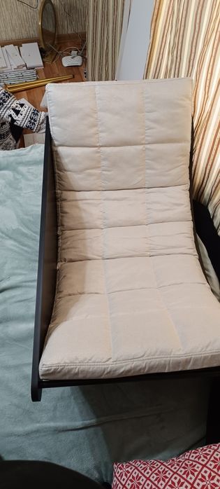 Кресло качалка в комнату