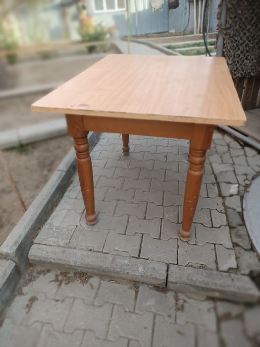 Стол б/у недорого