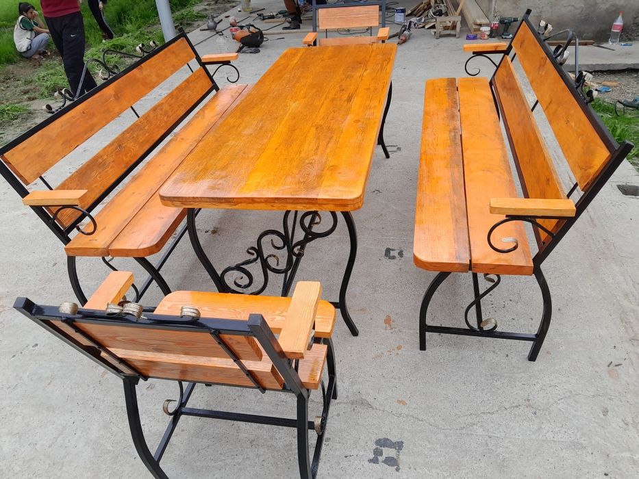 Стол стулья садовый
