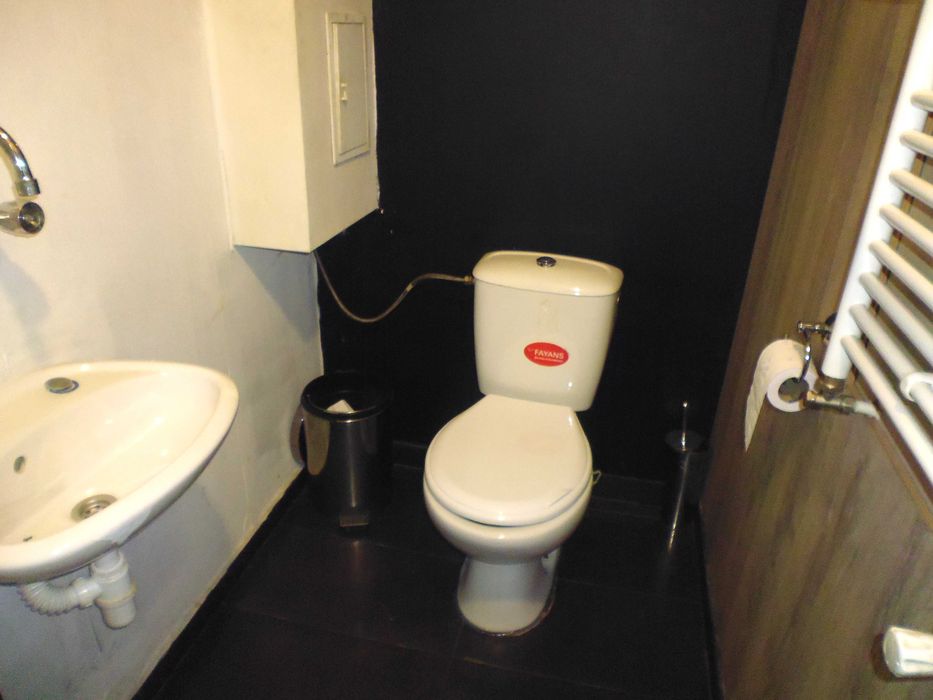 Оборудвано  заведение за продажба в ж.к. Люлин 8, гр. София