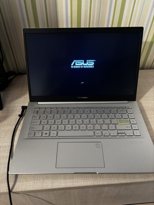 Laptop Asus Vivobook 14