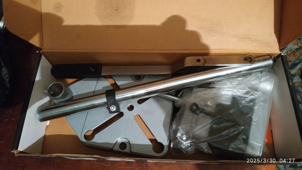 Продам стойку для дрели новая