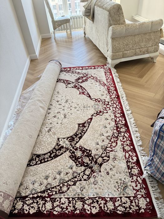 Продам ковер хорошего качества