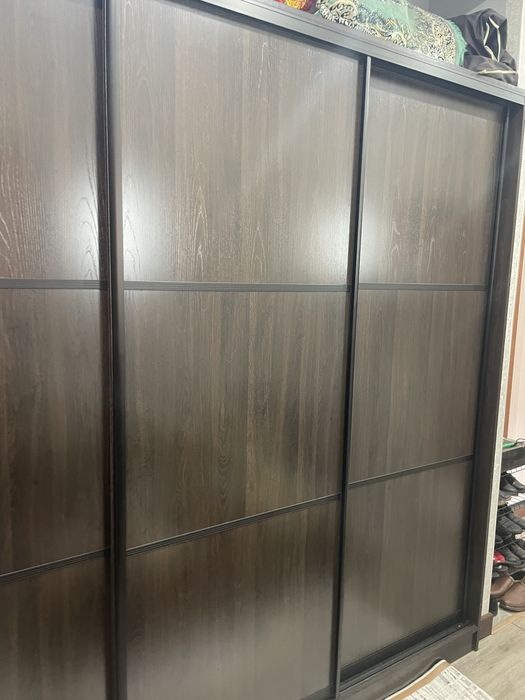 Продам новую прихожую