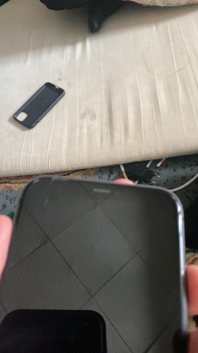 Айфон 11 сроччноооо