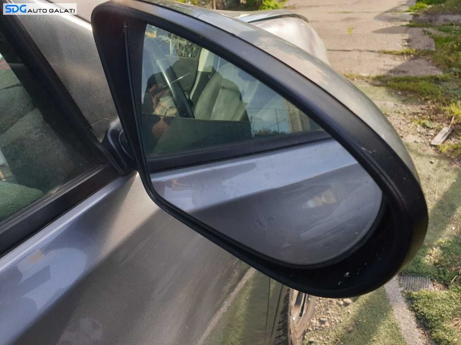 Oglinda Electrica Dreapta cu Pliere Rabatare cu Defect Nissan Qashqai J10 FL Facelift 2010 - 2013 Culoare KAQ [C8581] (Probabil are suportul defect, rupt, deoarece nu sta fixa)