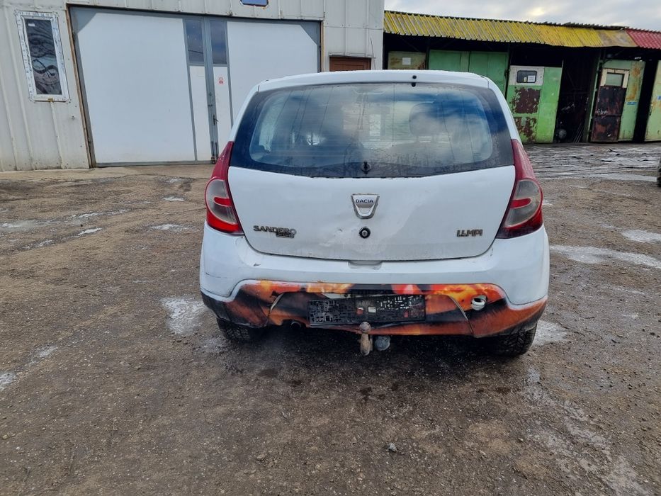 Dezmembram Dacia Sandero 1.4i