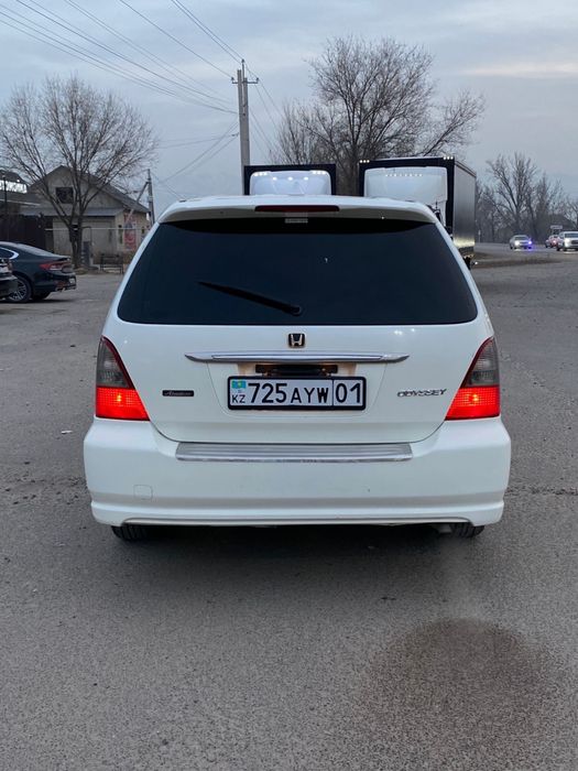 В наличе Хонда .