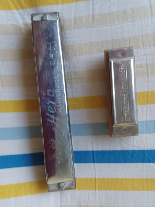 Две хармоники за общо 15.00 лв.