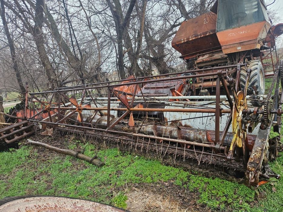 Беларусь   80.1  трактор