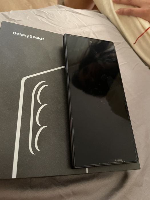 Samsung galaxy  z fold 7