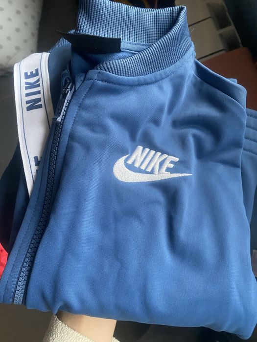 Екип nike тюркоазен цвят