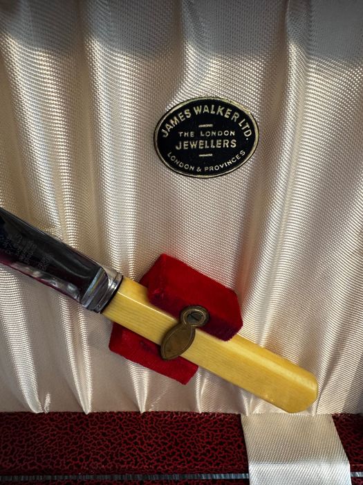 Ретро комплект 6 посребрени лъжички James Ryals Fulwood + нож, кутия