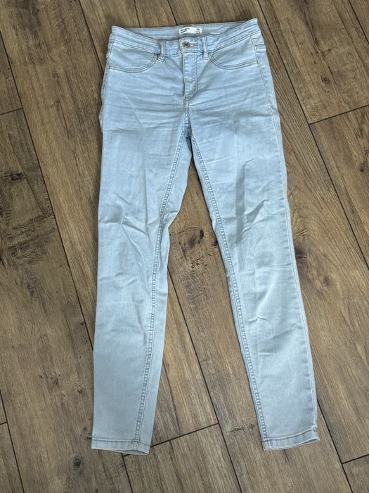 Дамски дънки 10 лв брой