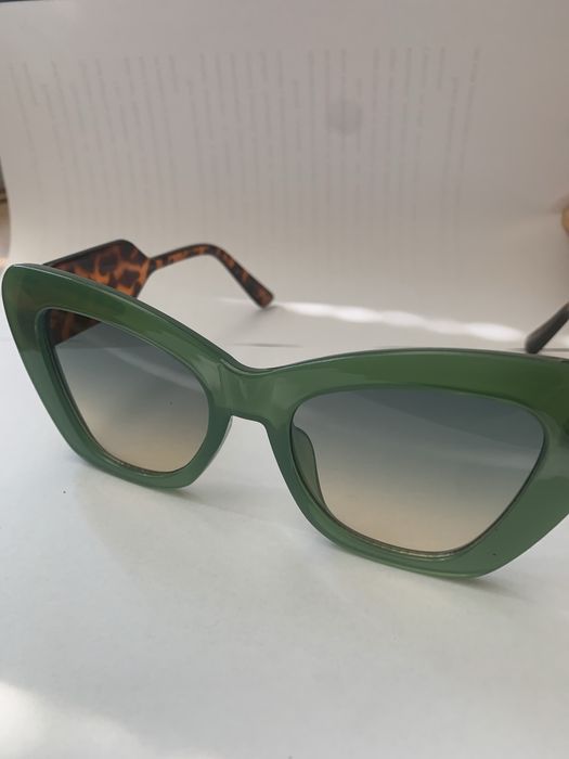 Дамски слънчеви очила