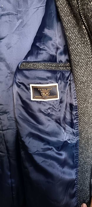 Мъжко вълнено палто Zara размер XL(умалено L)с цип в сив цвят