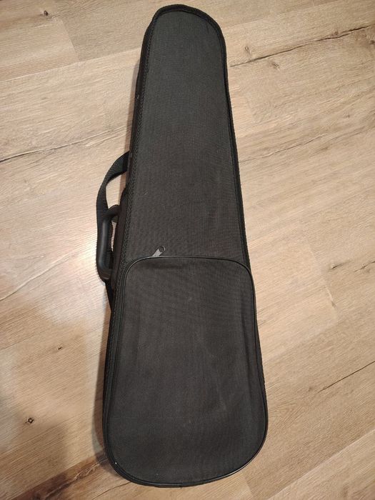 Скрипка 1/4 б/у.