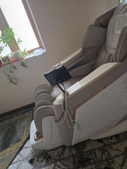 массажёр сотилади